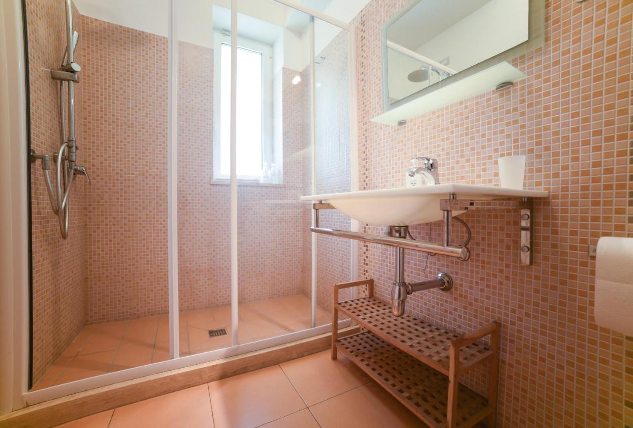 Palazzo Leo Suite And Apartment 莱切 外观 照片